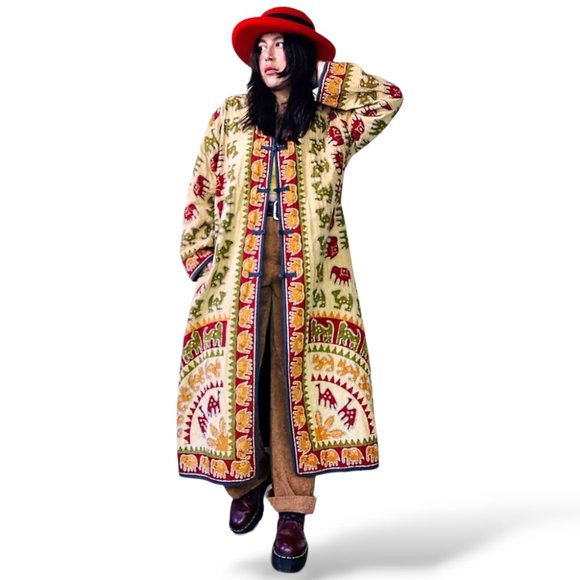 Sold-vintage boho batik long-line patchwork quilted coat - Picture 3 of 9
